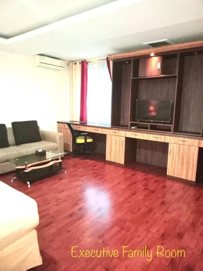 Kasira Residence Peladen Экстерьер фото